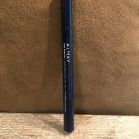3 NEW Almay Pen Eyeliner - Picture 3 of 5